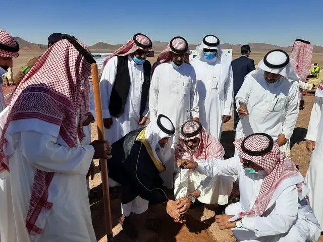 برعاية محافظ محافظة الشنان الجمعية الخيرية بالشنان تشارك في مبادرة فرع وزارة البيئة والمياه والزراعة بالشنان “لنجعلها خضراء”